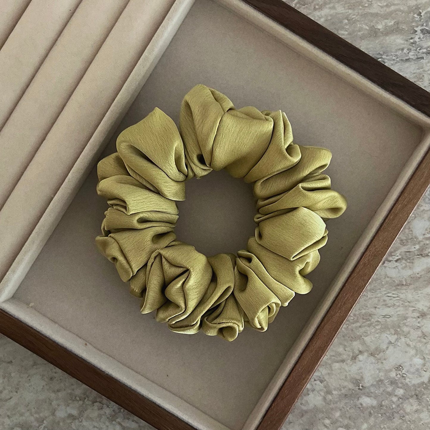 Chouchou Satin